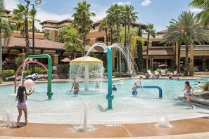 屋外プール、温水プール