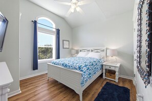 4 Schlafzimmer, Bügeleisen/Bügelbrett, kostenloses WLAN, Bettwäsche