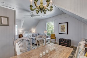 1 habitación, tabla de planchar con plancha, wifi y ropa de cama 