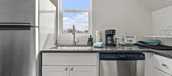 300Mbps°Smart TV°Full Kitchen°Self Check-In°W/D