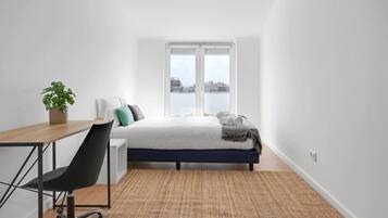 2 quartos, escrivaninha, ferros/tábuas de passar roupa, Wi-Fi