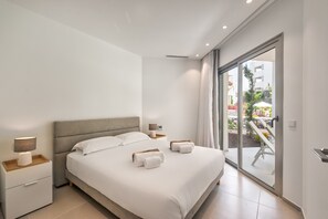 2 bedrooms, in-room safe, iron/ironing board, free WiFi