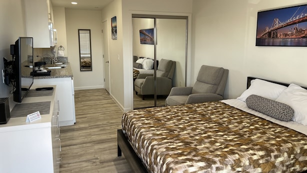 Kamar Single Standar