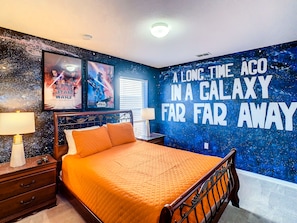 5 bedrooms, desk, iron/ironing board, travel crib