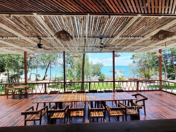 Exterior - DG Royal Resort (Koh Rong)