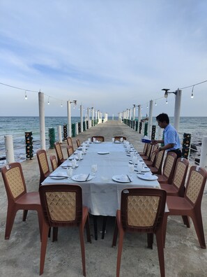 Restaurant - DG Royal Resort (Koh Rong)