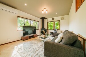 基础别墅 | 2 多间卧室、免费 WiFi、床单