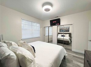 2 bedrooms, iron/ironing board, travel cot, free WiFi