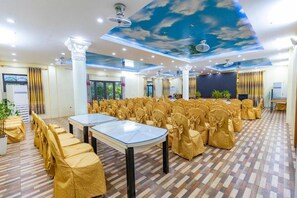 Meeting facility - Hoa Vien Hotel - Suoi khoang Kim Boi (Kim Boi)