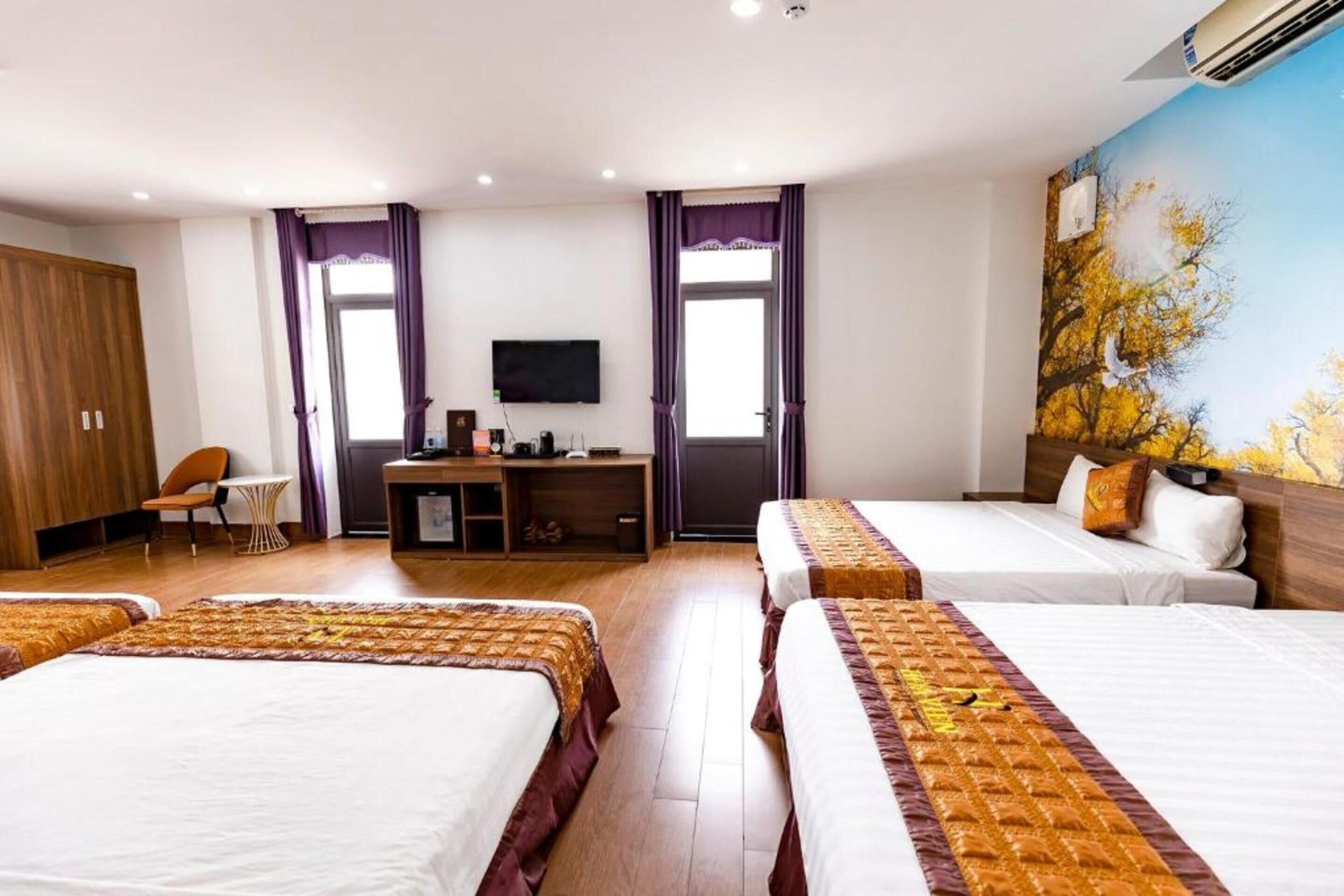 Superior Family | Minibar, desk, soundproofing, free WiFi