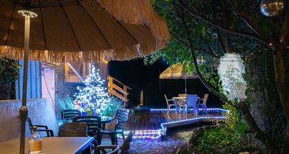 House - Sleeps 6 - Parking - Garden