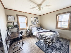 3 chambres, bureau, fer et planche à repasser, Wi-Fi gratuit