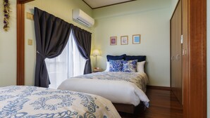 Classic House | 4 bedrooms, WiFi (free), bed sheets - Laulea YAKA (Kin)