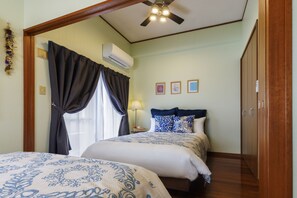 クラシック ハウス | 4 室のベッドルーム、WiFi (無料)、ベッドシーツ