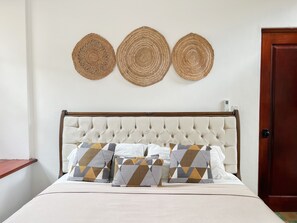 2 habitaciones, tabla de planchar con plancha y wifi gratis 