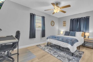3 bedrooms, desk, iron/ironing board, free WiFi