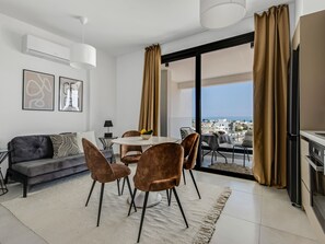 Interior - Sanders Elgio - Charming Studio with Balcony (Agios Athanasios)