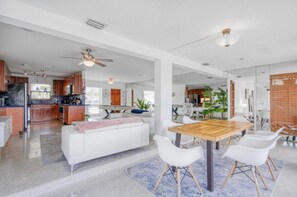 Casa, 4 quartos | Opções para refeição