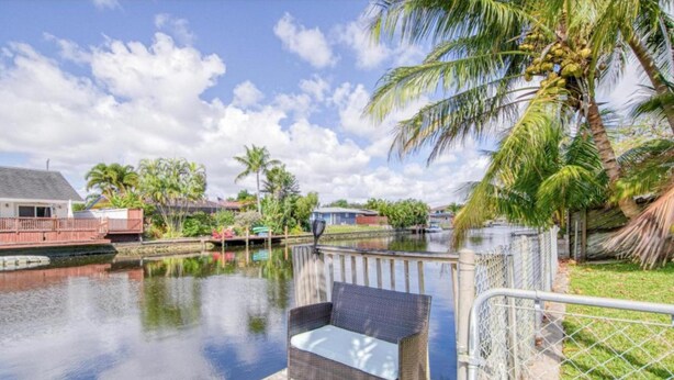 Unclassified image, 1 of 32, button - Aquapeace by The Gold Nests (Wilton Manors)