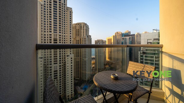 Apartamento Deluxe | Balcón