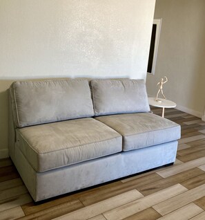 Living area - Johnnys Garage studio (Phoenix)