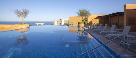 Piscina a l'aire lliure