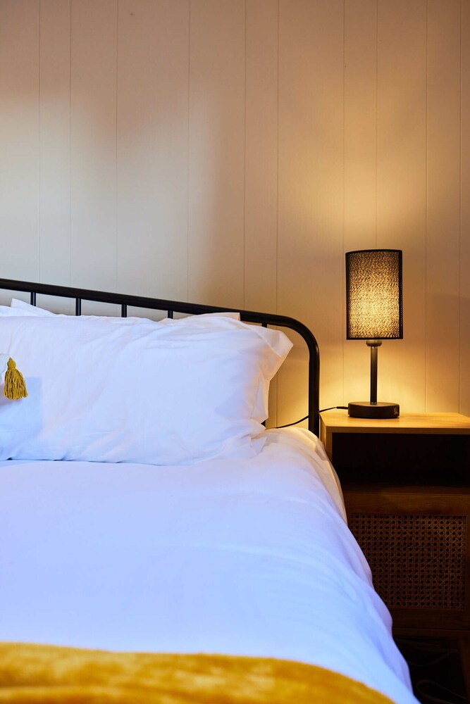 Louisville, Kentucky Derby 2024, Bourbon Trail, Living Loud, Bourbon