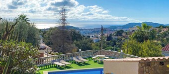 Club Villamar - Experience a peaceful retreat at a stunning villa in Lloret de Mar, offering Medi...