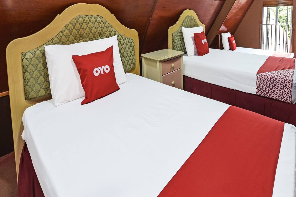 Superior Room, 1 King Bed