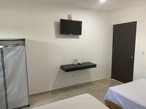 واي فاي مجانًا وملاءات أسرّة