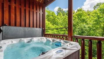 Baignoire à remous extérieure