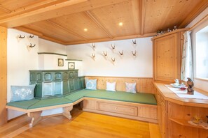 Interior - Chalet in Hochfilzen by Ski Piste (Hochfilzen)