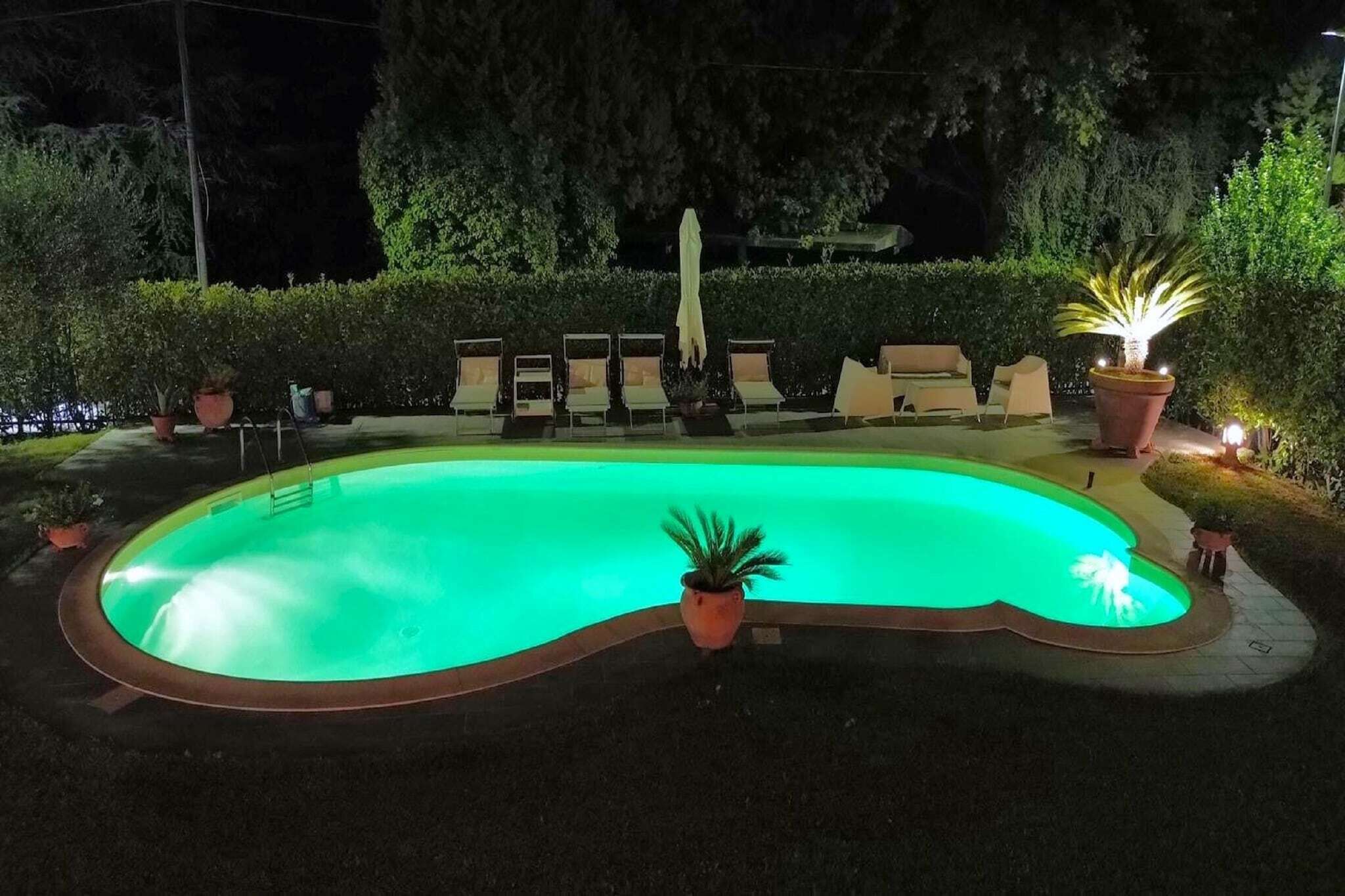 Schwimmbad des Ferienhauses