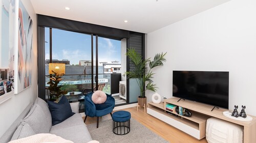 Bayside living at The Hampton