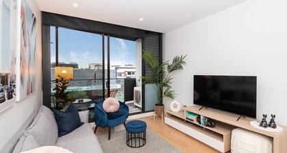 Bayside living at The Hampton