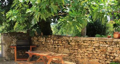 Maison familiale avec grand jardin prÚs du Périgord - 3 chambres, WIFI et vélos fournis