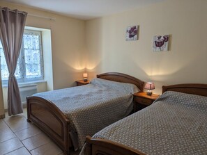 2 bedrooms, free WiFi