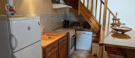 Fridge, microwave, dishwasher
