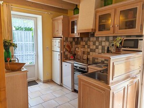 Fridge, microwave, dishwasher