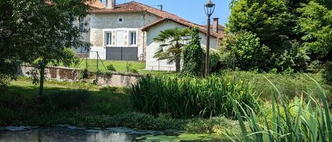 Jardines del alojamiento