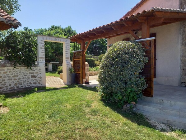 Enceinte de l’hébergement