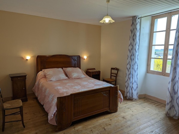 3 bedrooms, free WiFi