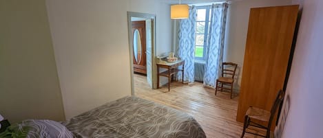 3 bedrooms, free WiFi