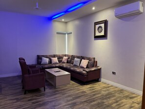 Apartment, 1 Bedroom | Living room - Riivana Leisure Tavern (Lekki)