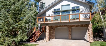 Landings Lodge | Hot Tub | Pet Friendly Mountain Home