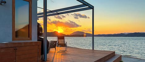 Deluxe Villa | Terrace/patio