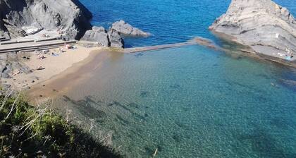 Comfortable apartment in the center of Bermeo.