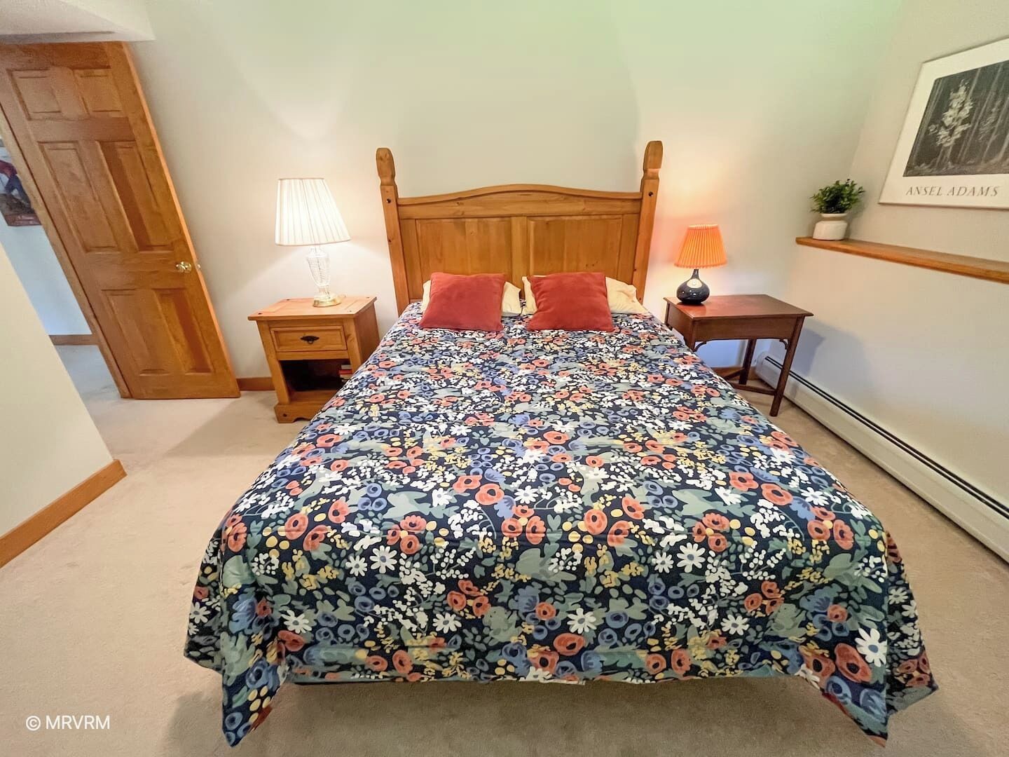 4 soverom, strykejern/-brett, wi-fi (inkludert) og sengetøy