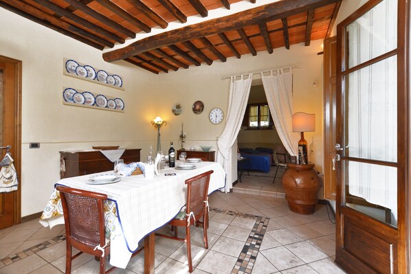 Standard House, 2 Bedrooms (Casa Teresa) | Dining room