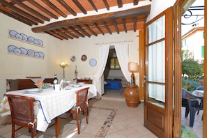 Standard House, 2 Bedrooms, Microwave (Casa Teresa) | Dining - Casa Teresa (Camaiore)